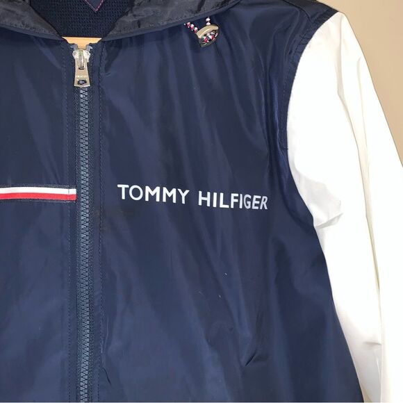 TOMMY HILFIGER Men's Medium Full Zip Windbreaker Jacket Hooded Navy White Light - Picture 2 of 8